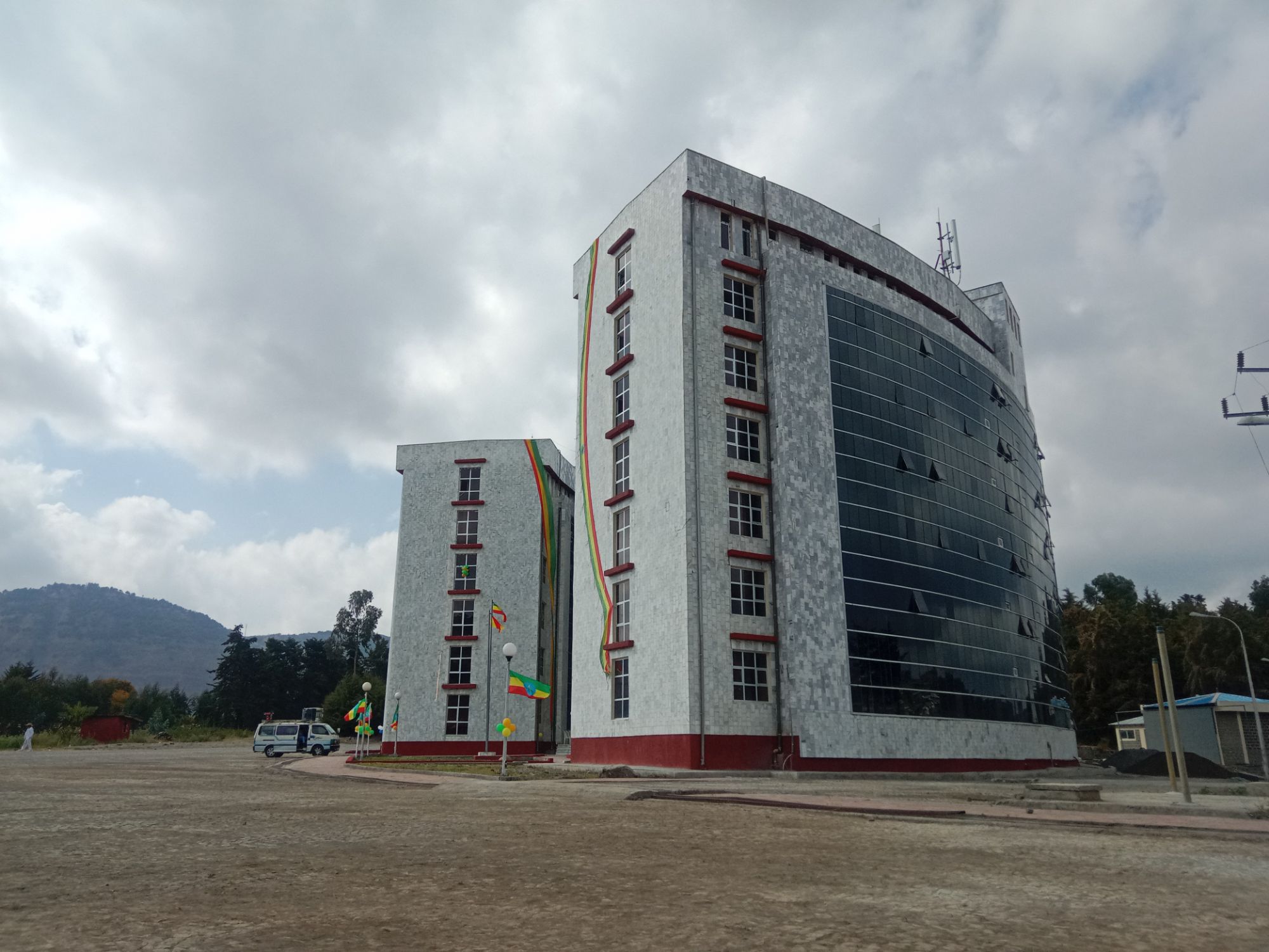 img 20250109 1427234388778294464107325.jpg