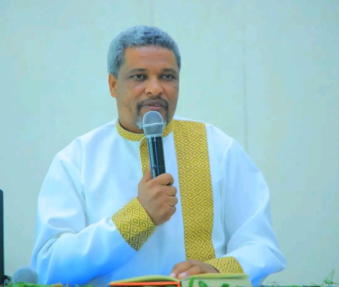 “አርቆ ማየት፤ አልቆ ማሥራት”
